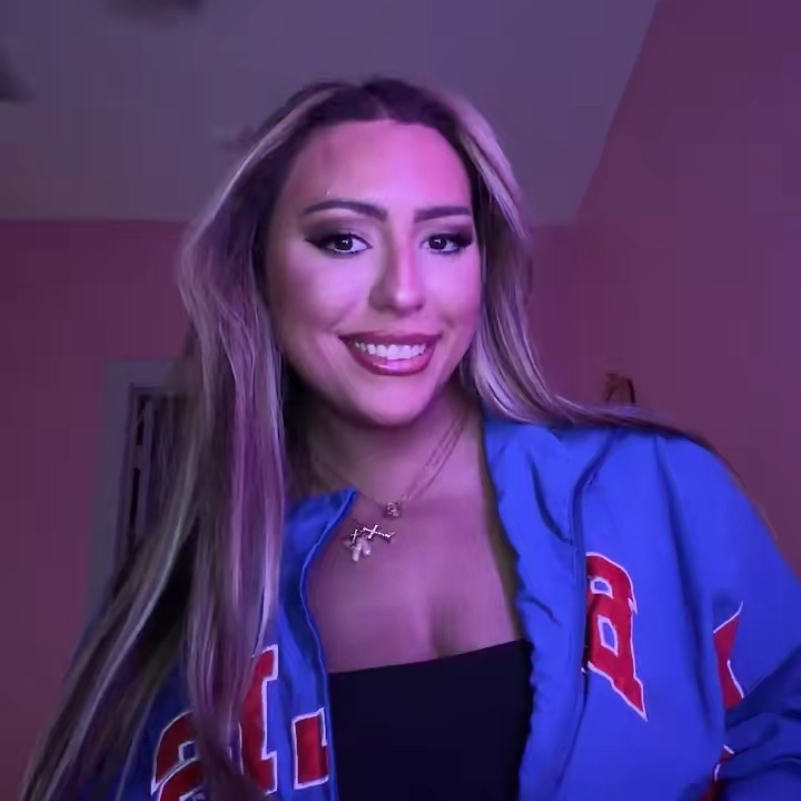 @kaylavioletteofficial