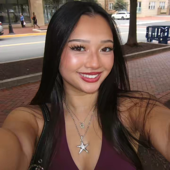 @asiangirlswrld