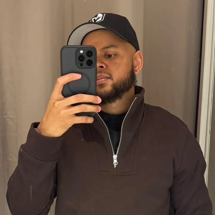 @chrisxrbsn