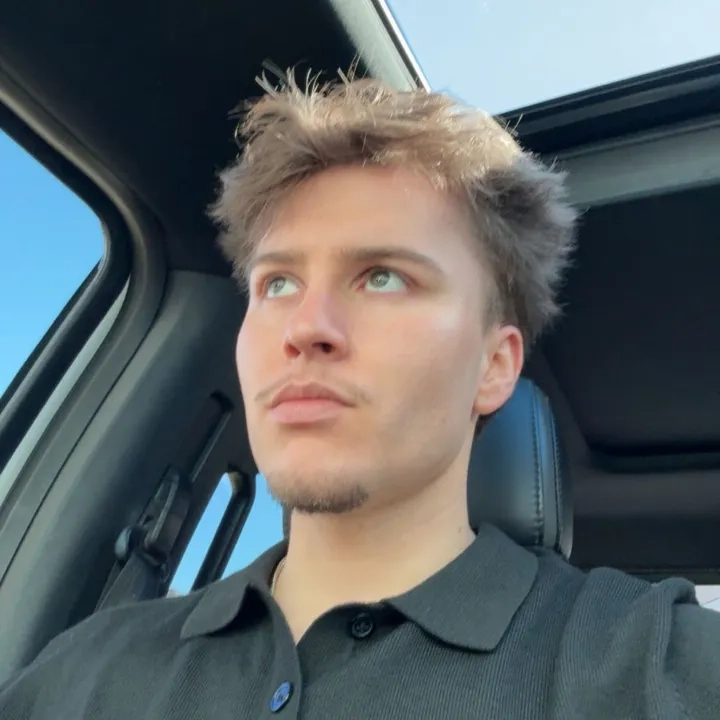@dealsbyhayden