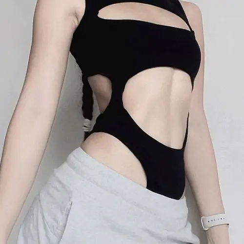 Women's Plain Minimalist Cut Out Bodysuit, Street Fashion Solid Sleeveless Bodysuit for Daily Outdoor Wear, Summer Clothes for Women, Womenswear, Fit, Piece, Lady, Bodycon Fitted Bodysuit