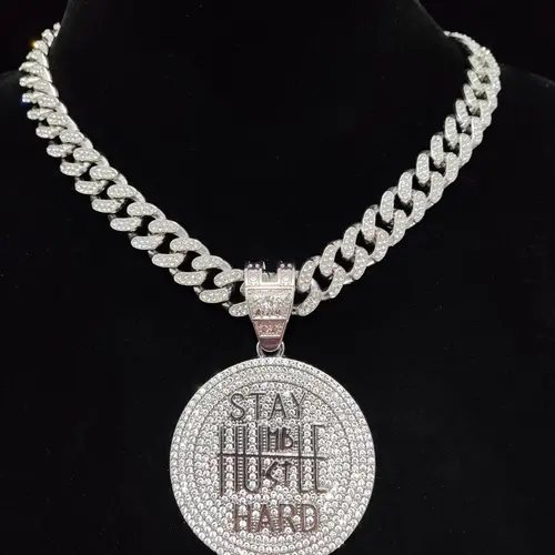 1 Piece Fashion Rhinestone Decorated Round Pendant Initial Chain Necklace for Men & Women, Letter Charm Jewelry for Party, Club, Punk Fashion Accessories for Music Festival, Party Wear, Charms Necklace