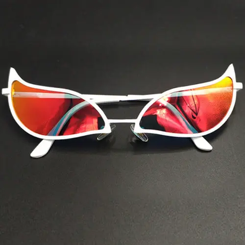 Donquixote Doflamingo Cat Eye Cosplay Sunglasses, 1 Pair Novelty Sunglasses for Men & Women, Funny Vintage Sun Glasses Male Female Eyewear for Daily Use, Trendy Shades, Summer Sunglasses, Stylish Glasses, Funky Sunglasses, Trendy Styling Sunglasses
