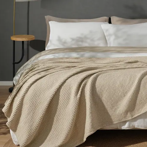 PHF 100% Cotton Waffle Weave Blanket, SohoChic Lightweight Washed Soft Breathable Blanket Perfect for All Seasons, Stylish Blanket, Great Blanket Layer for Couch Bed Home Decor, Ideal Gift
