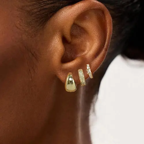 Tasiso Women's Chunky Gold Hoop Earrings Sets, 14 Plated Metal Jewelry Stack for Multi-Size Multiple Piercings, Hypoallergenic Lightweight Wear Costume Earrings