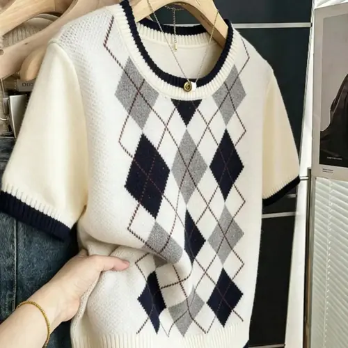 Vintage Plaid Geometric Knit Top, Loose Fit Slimming Design, Casual Versatile Daily Wear, Comfortable Commute, Women's Fashion