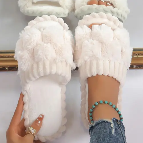 Women's Cute Plaid Design Fluffy Bedroom Fuzzy Warm Slippers, Trending Shoes, Casual Soft Comfortable Home Slippers, House Shoes, Gifts for Her, Non Slip Slippers for Women, Indoor Footwear