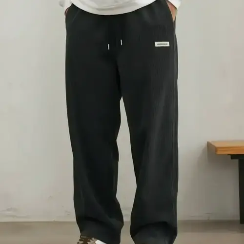 Men's Letter Patched Drawstring Waist Pants Comfy Straight Leg Trousers for Daily Wear, Casual Street Trousers, Men's Bottoms for All Seasons, Casual Pocket Waist, Drawstring Loose Pants, Adjustable Waist Trousers, Casual Relaxed Fit