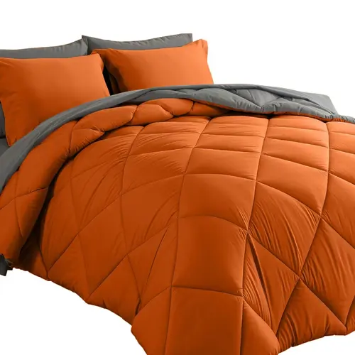 Cosybay 7-Piece Quilt Set Bedding, Multi-Size Halloween Decor Bedding Set, Pumpkin Microfiber Cozy Bed Setup (Full/Queen/King), Includes Comforter, Flat Sheet, Fitted Sheet, 4 Pillowcases, Soft, Breathable, Easy-Care