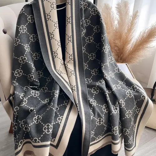 Double Sided Four-leaf Clover Print Scarf, Blanket Scarf, Tassel Decor Elegant Soft Warm Floral Print Shawl for Fall & Winter, Fashion Accessories for Women & Men, Floral Pattern Shawl, Boho Style Scarf, Scarf Wrap, Boho Floral Scarves