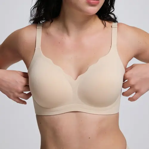 VRCOMFY Women Seamless Bras No Underwire Scalloped Push Up Bras Soft Wireless Comfort Bralettes Full Coverage Everyday Bra Womenswear Adjustable Basic full coverage plunge bra