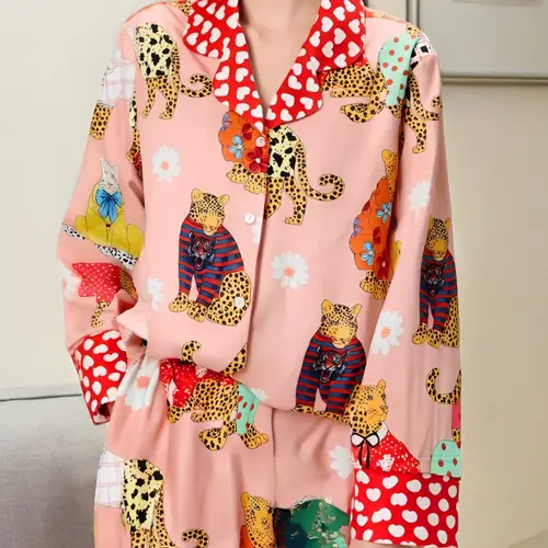 Two-piece Set Women's Heart & Leopard Print Lapel Neck Pajama, Long Sleeve Button Up Top & Elastic Waist Pants Pj Set, Casual Comfortable Sleepwear Loungewear Homewear Set for Women