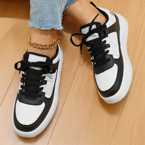 Summer Sneakers for Women Lightweight Thickened Flat Soles Walking Shoes