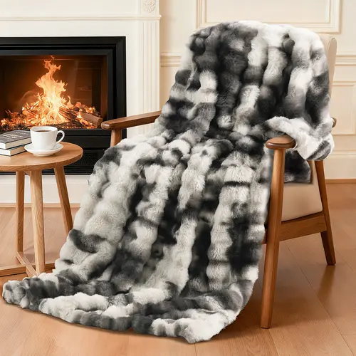 Shilucheng Faux Rabbit Fur Soft Throw Blanket - Queen Size 50"x70" Home Textile Blanket, Plush Bedroom Items, Aesthetic & Chill Room Decor for Bed & Couch, Aesthetic Room Decor