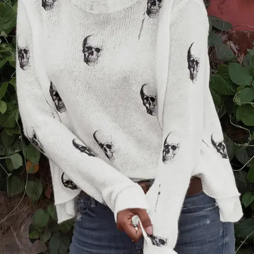 Women's Skull Print Halloween Round Neck Sweater, Graphic Sweater Top, Casual Long Sleeve Crew Neck Jumper for Spring & Fall, Fashion Women's Knitwear for Daily Wear, Casual Fitted Pullover, Womenswear