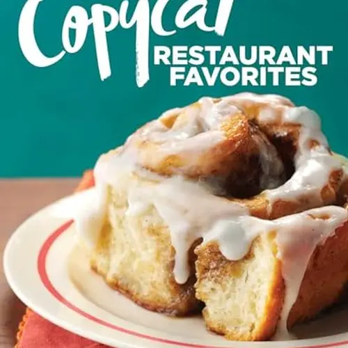 Taste of Home Copycat Restaurant Favorites: Restaurant Faves Made Easy at Home -- Taste of Home - Paperback