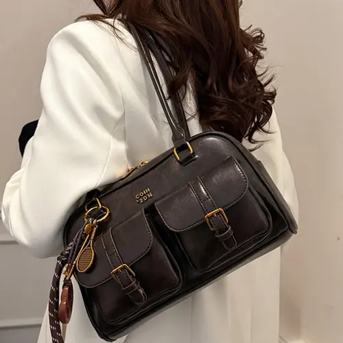 Women's Solid Color Shoulder Bag, Fashionable Large Capacity Shoulder Bag with Charm, Casual Versatile Commuting Bag for Daily Used