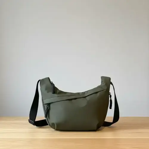 Women's Fashionable Solid Color Nylon Lightweight Crossbody Shoulder Bag, Large Capacity Zipper Everyday Bag, Work Bag for Work & Back to School