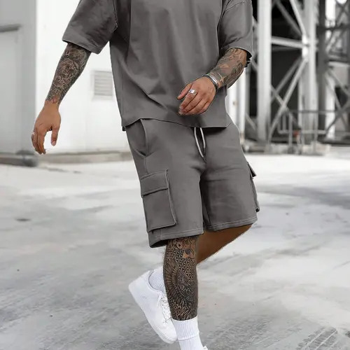 Men's Solid Color Tee & Drawstring Waist Shorts Two-piece Loungewear Set, Regular Fit Breathable Soft Comfy Round Neck Short Sleeve T-shirt & Pocket Shorts Pajamas Set, Men's Casual Sleepwear for Summer