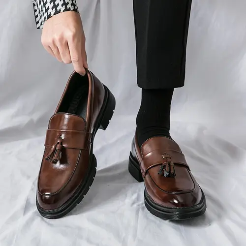 Ubetif Men's Soft Chic Minimalist PU Leather Tassel Slip-On Loafers - Summer Fashion Plain Round Toe Business Flats for Daily Wear, Footwear Gift for Him (Black)