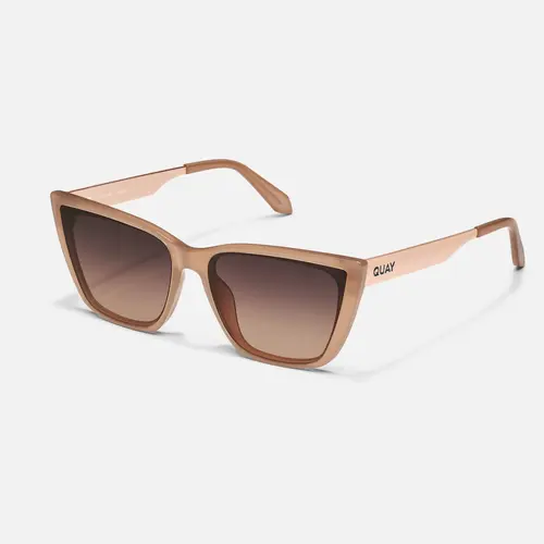 QUAY - CALL THE SHOTS REMIXED - Cat Eye Sunglasses Trendy Sunglasses Stylish Shades Fashion Glasses Street Style Sunglasses