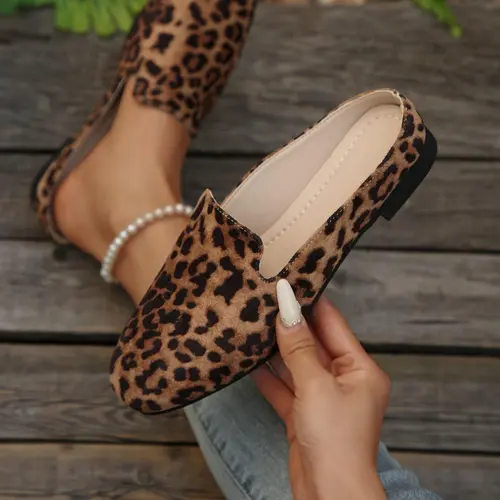 Fashion Leopard Print Slip on Loafers, Casual Comfortable Flat Shoes for Daily Wear, Lightweight Breathable Shoes for Women & Girls, Running, Slip on Flats, Fashionable Flats