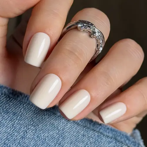 Chic Mickey Gray Press-On Nails | CurvLife Nail | 30pcs Short Squoval Fake Nails | Glossy Finish with Soft Gray Shade | Easy to Apply, Comfortable Fit & Long-Lasting Hold | Great for Daily Errands, Office Hours, Casual Dinners & Semi-Formal Occasions