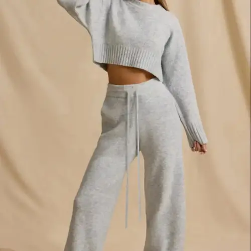 Women's Solid-Color Crewneck Cropped Knit Sweater Set, Long Sleeve Loose-Fitting Pullover and Pants, Warm for Autumn Winter, Simple Casual Basic Minimalist Knitted Two-Piece Outfit Womenswear Fitted Clothes, Pants Top Set