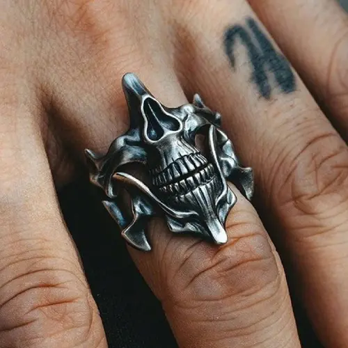 Punk Style Adjustable Skull Face Ring Set, Vintage Halloween Gift Jewelry, Unisex Fashion Accessory, Adjustable Trendy Rings
