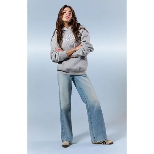 Pacsun Women's Zoe Low Rise Girlfriend Jeans Light Blue
