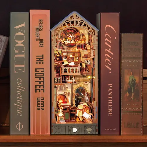 Tonecheer Leonardo da Vinci Themed 3D Wooden Puzzle Book Nook DIY Kit for Adults - Solid Wood Bookend, Bedroom Decor Bookshelf Insert with Dust Cover, LED Lights, Battery, Hobbies Kit