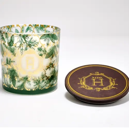 Mrs. H by Dee Hilfiger 22-oz Spiced Spruce Glass Candle