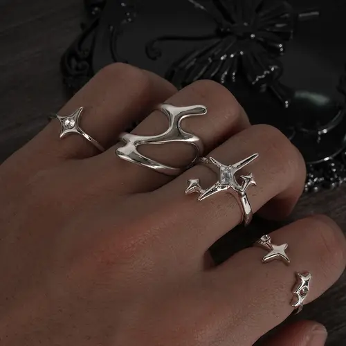 Y2K Fashion Retro Asymmetrical Couple Rings Set, Statement Multi Ring, Rhinestone Star Design, Trendy Fashionable Jewelry, Perfect Gift for Holiday Parties, Vacations, Dates and Daily Wear