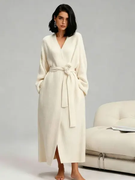 【COZY Soft Plush Feel】Women's Double-Sided Fleece Robe｜Thickened Long Plush Loungewear｜Warm Flannel Pajamas Nightwear for Fall & Winter｜Soft, Cozy, and Wearable Indoors & Outdoors