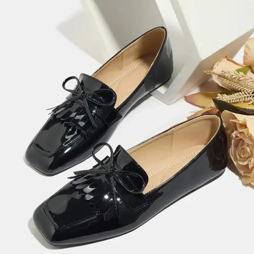 Women's Retro Flat Shoes with Bowknot and Fringe Design, Square Toe Slip-On Tassel Loafers for Spring & Fall Fashion, Rubber Footwear, Slip On Flats
