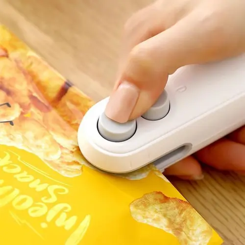 2-in-1 USB Rechargeable Fast Heat Electric Bag Sealer, Compact Small Size Kitchen Gadget for Food Freshness, Portable for Picnics, Plastic/Snack Bag Sealer