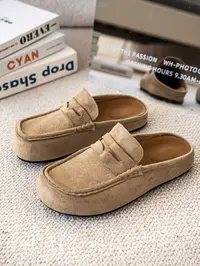 Unisex PU Leather Medium Width Mule Slippers, Comfortable Breathable Rubber Sole, All-Season Wear, House Slippers
