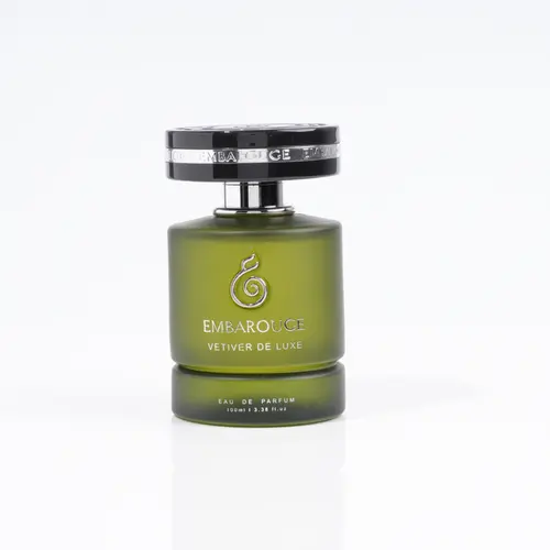 Embarouge Vetiver De Luxe Men’s Eau de Parfum 100ml | Juniper • Coriander • Fresh Vetiver • Smoky Woods | Long-Lasting Aromatic Woody Scent | Gift for Men | Perfect Father's Day Gift | 3.4 fl. oz.