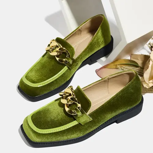 Women's Velvet Thick Sole Flat Square Toe Loafers, Retro Style Fall Fashion Shoes, Comfortable Slip-On Design for Daily Wear