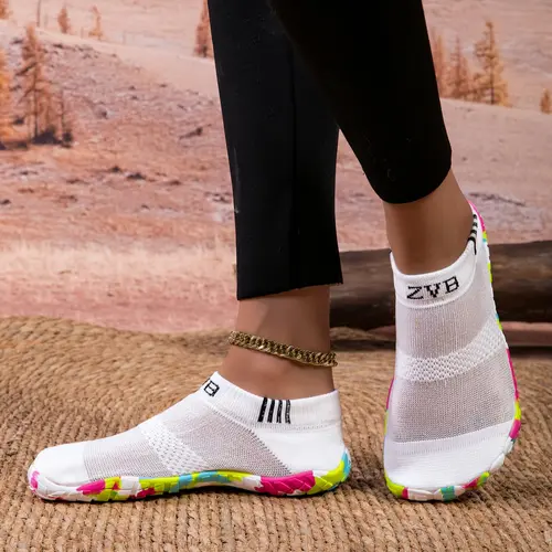 Unisex Beach Outdoor Breathable Wide Toe Water Hiking Shoes, Elastic Knit Fabric Non-Slip Rubber Sole Comfortable Water Footwear