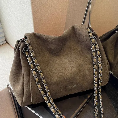 Retro Suede One-Shoulder Bag for Women, Casual Chain Shoulder Purse, Versatile Handbag for Daily Use and Commuting, Crossbody Bag, Messenger Bag, Stylish Chain Bags