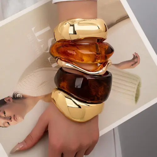 Women's Chunky Resin Bangle Bracelet Set, Metal Clasp Design, Stackable Cuff Style Jewelry for Women & Girls, Trendy Stack Bangle, Stackable Bracelets, Fashionable Chunky Bangles
