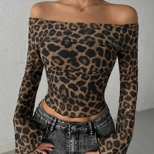 Women's Fashion Knitted Fabric Slim Fit Mesh Off Shoulder Leopard Print Flare Long-Sleeve Short Top Crop Top Long Sleeve for All Seasons Casual Chic Womenswear