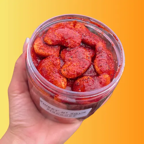 SWEET N' SOUR MANGO GUMMIES Chamoy Candy - Chilitos Sweet, Sour & Spicy Chili Snack - Mexican Mango Fruit Flavored Gummy Candy for All Ages, Authentic Dulces Mexicanos Enchilados, Candy Jars with Tamarindo Pulp Chamoy