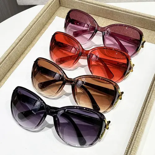 4-Pack Y2K Women's Oversized Round Tortoise Shell Eyeglasses - Lightweight and stylish glasses with pink and purple tinted AC lenses, stylish non-prescription frames, suitable for driving, traveling and daily wear
