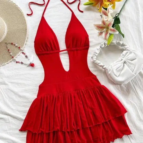 Sexy Backless Halter Statement Party Dress Aesthetic, Slim-Fitting Fitted Y2K Style Trend, Women's Cross-Border Fashion, High-Waisted Belted Design, Perfect for Parties