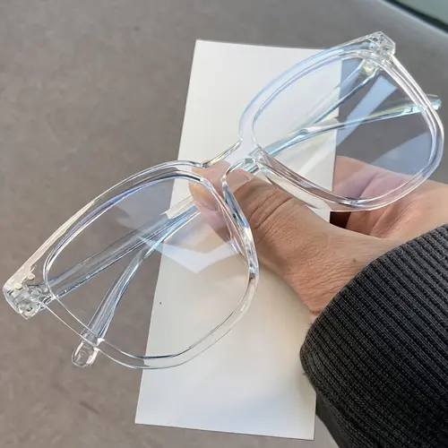Blue Light Blocking Glasses for Adults - Oval Plastic Non-Prescription Glasses, Anti-Light Led-Blocking Eyewear to Reduce Eye Fatigue, Ideal for Computer/Gaming Use (1pc Fashion Accessory), Glasses Blue Light