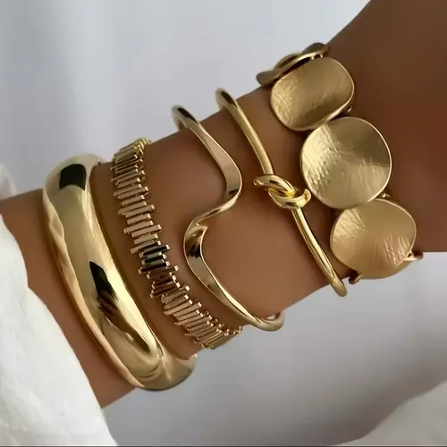 Women's Vintage Exaggerated Bracelet Set Elegant Geometric Design Silver Color MetaBangles,Stackable Bracelets,Perfect for Daily Wear and Holiday Gifts