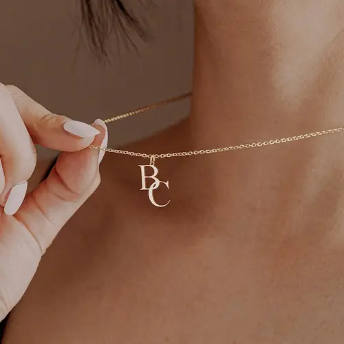 AS184 Custom Interlocking Initial Necklace,  Combined initials Gold Couple Monogram Pendant, Personalized His and Hers Letter Jewelry, Anniversary Gift for Girlfriend, Valentine's Day Present Customized Two Initials Necklace Gold Rope Chain