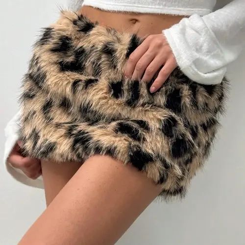 Women's Y2K Festival Low Waist Mini Puff Leopard Print Street Fashion Casual Streetwear Skirt, Mini Skirts, Animal Print Skirt, Fitted Spotted Design, Perfect for Music Festivals and Casual Wear